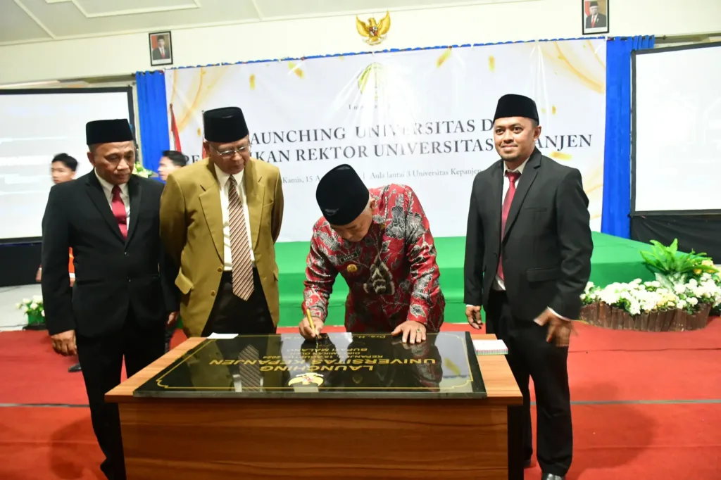 Peresmian peralihan dari Stikes Kepanjen ke Universitas Kepanjen